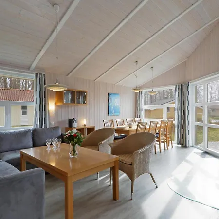Holiday home Frische Brise 20 - Dorf 3 *