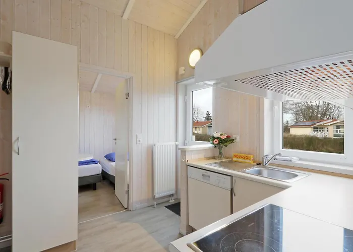 Frische Brise 20 - Dorf 3 Priwall